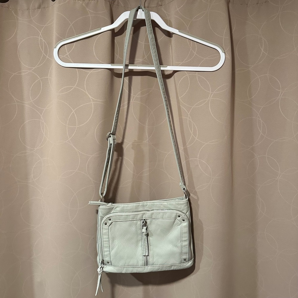 BUENO Light Gray Faux Leather Crossbody Bag Womens Zip Pockets Adjustable Strap